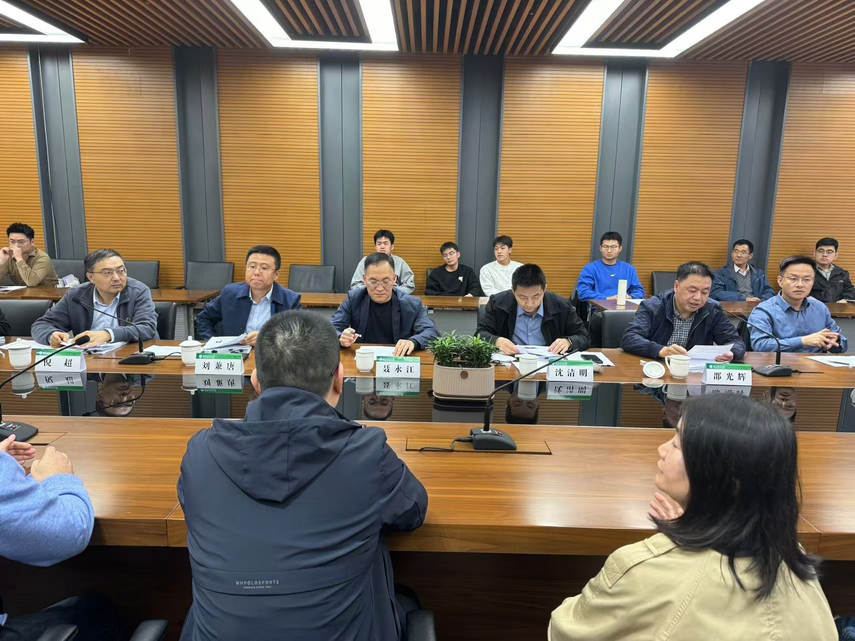 我校组织校级虚拟仿真实验项目中...